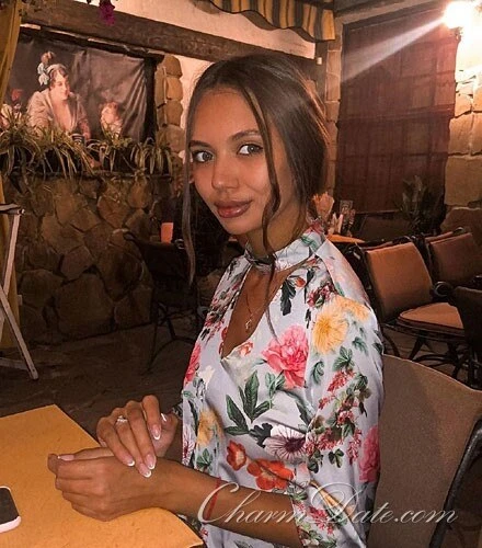 Anya Profile image 2